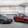 Novos Honda New City 2025 hatch e sedã [Divulgação]