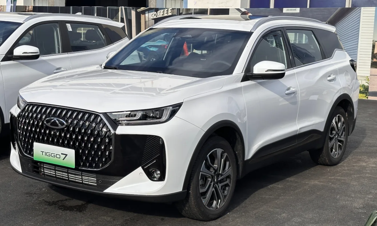Chery Tiggo 7 - Carros chineses valem a pena [Auto+/João Brigato]
