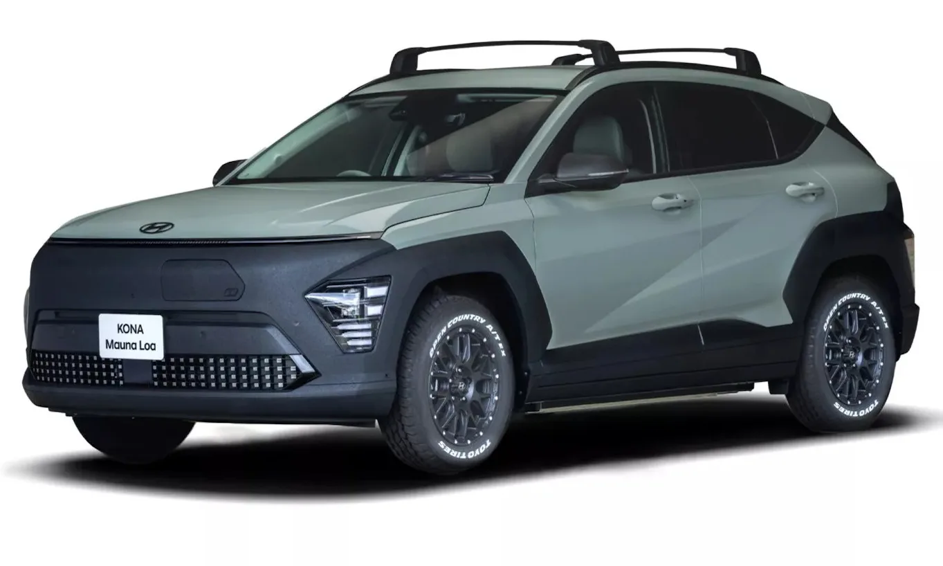 Dianteira do Hyundai Kona elétrico Mauna Loa verde com preto