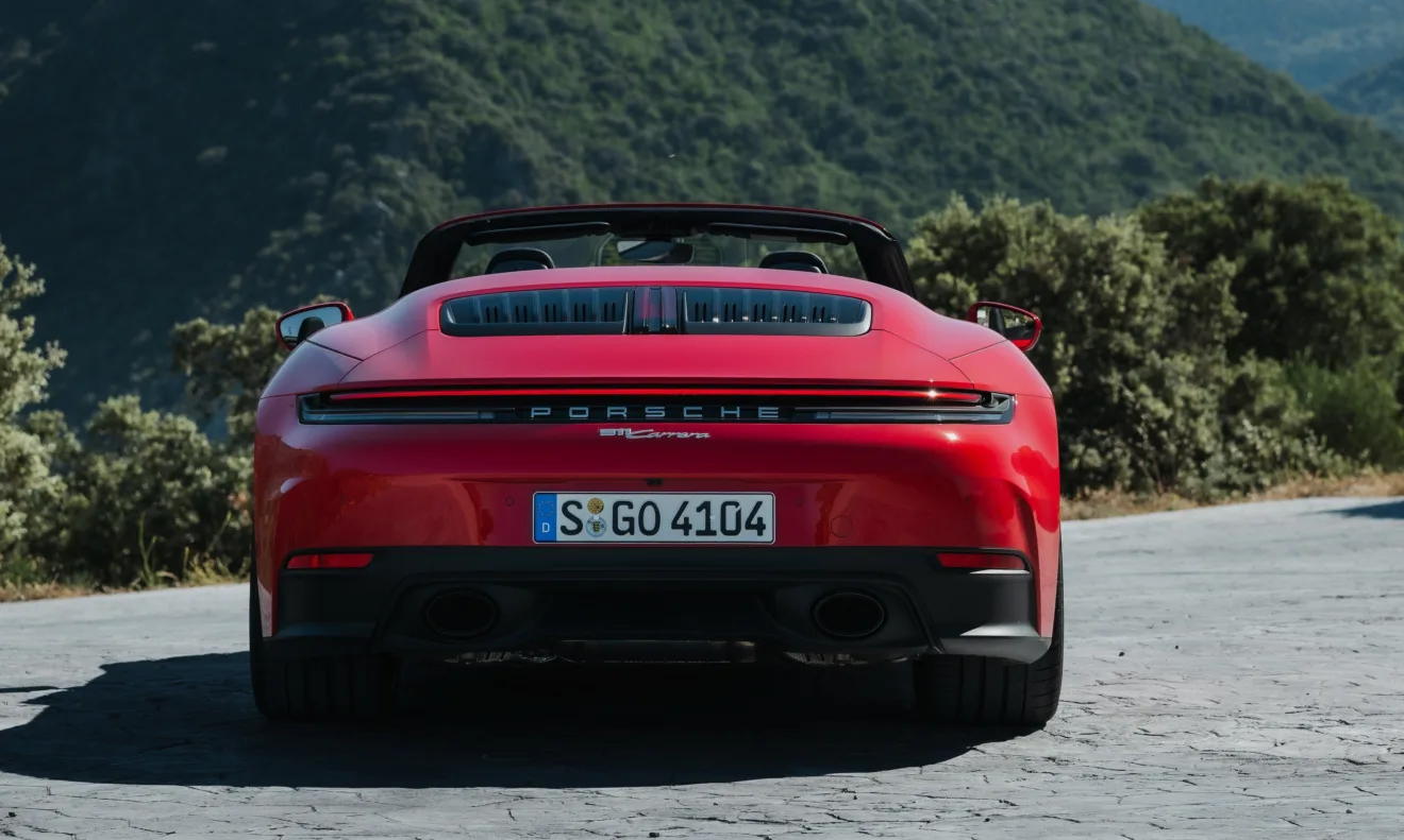 Porsche 911 Carrera Cabriolet