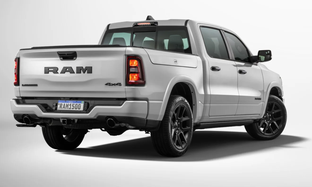 Ram 1500 Laramie Night Edition 2025 [divulgação]