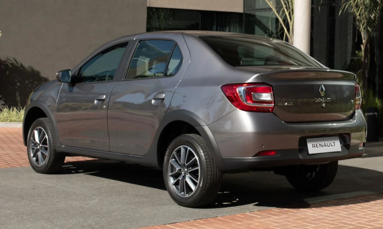 Renault Logan CVT [divulgação]