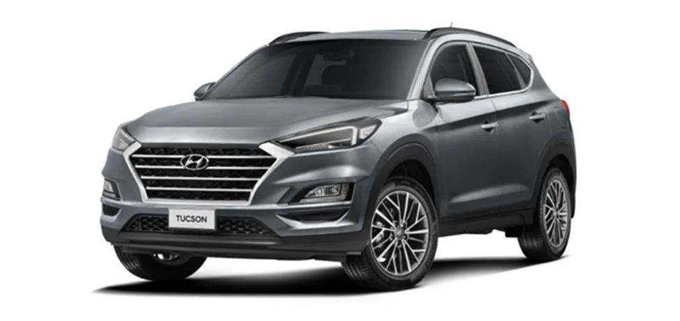 O Hyundai Tucson voltou a ser comercializado no Brasil e parado de frente com fundo branco