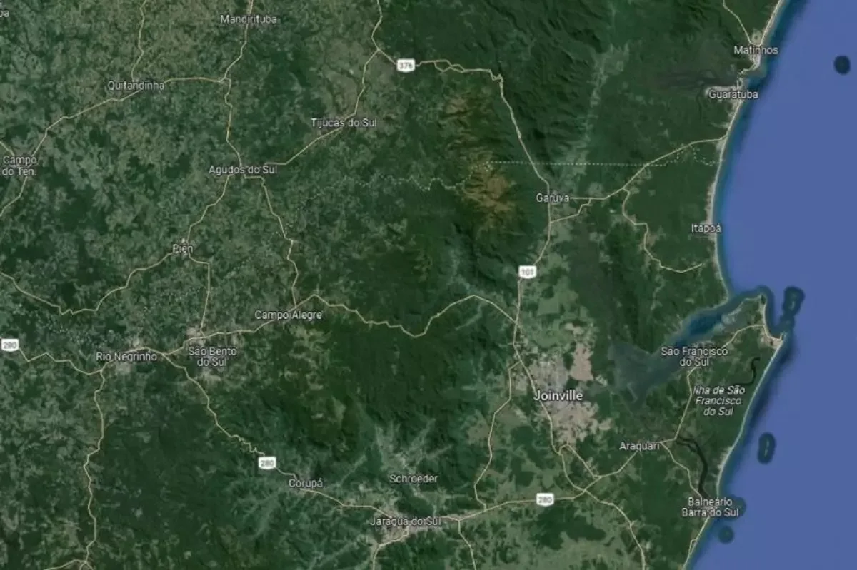 Mapa geográfico entre os estados de Santa Catarina e Paraná