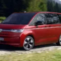 Sucessoras de VW Kombi Multivan e Califórnia