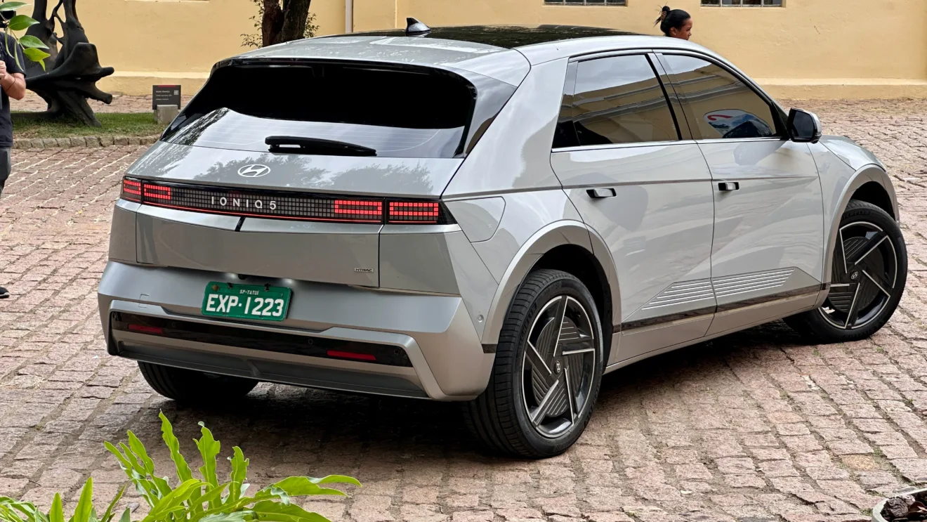 interior do Land Rover Discovery Sport SE Dynamic flex 
