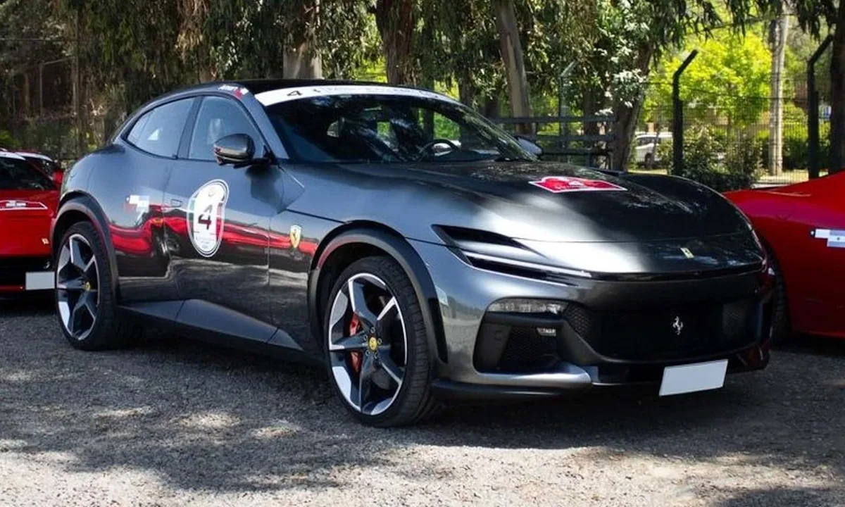 Ferrari Purosangue em tour pela Patagônia