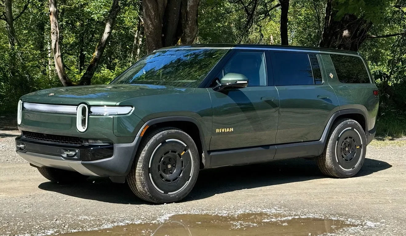 R1S: SUV elétrico de sete lugares da Rivian tem desempenho de carro esportivo