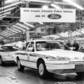 Ford Crown Victoria na linha de montagem