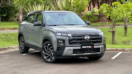 Hyundai Creta Ultimate cinza de frente