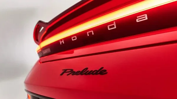 Imagem mostra traseira do conceito do novo Honda Prelude camuflado