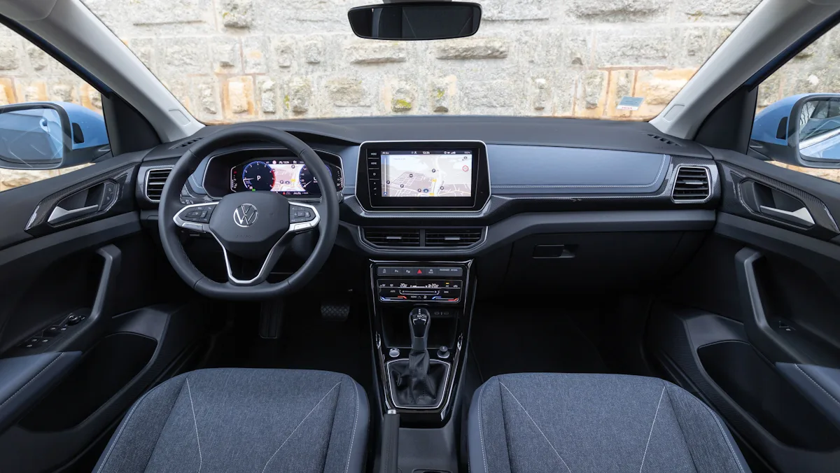 interior do T-Cross europeu reestilizado