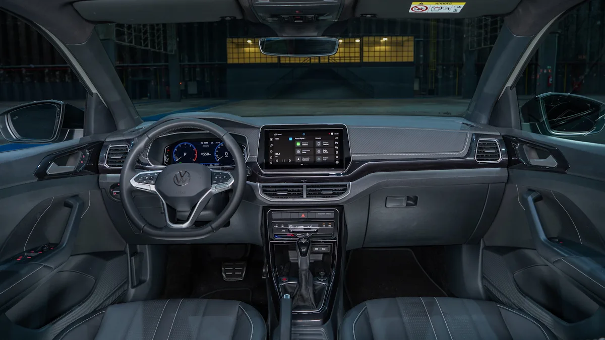 interior do Volkswagen T-Cross reestilizado