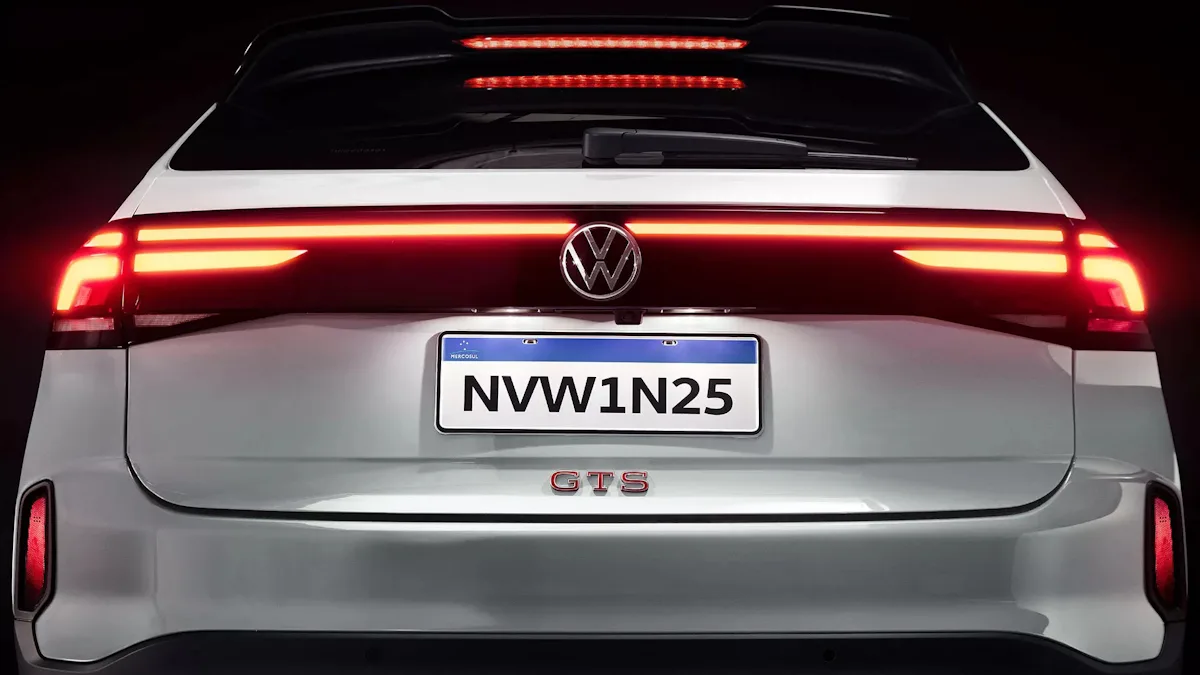 Imagem mostra traseira do novo VW Nivus GTS