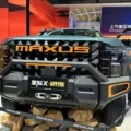 Maxus Terron de frente no Salão de Xangai