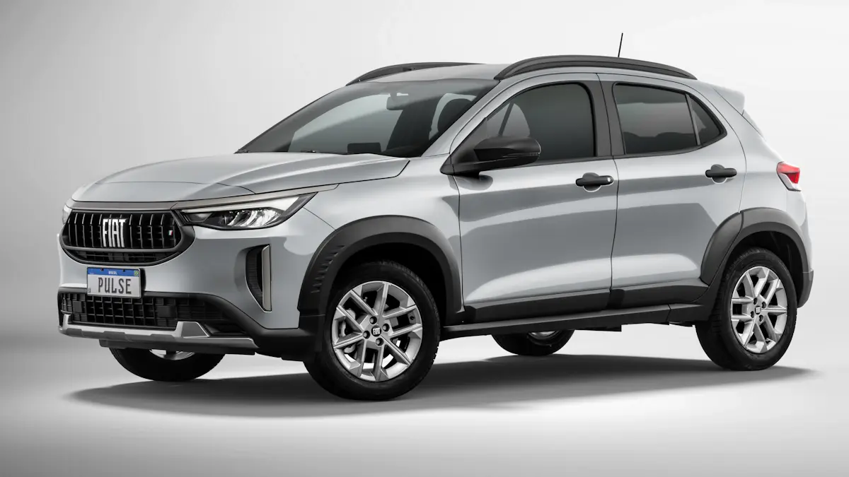 frente do Fiat Pulse Sem Nome T200 prata