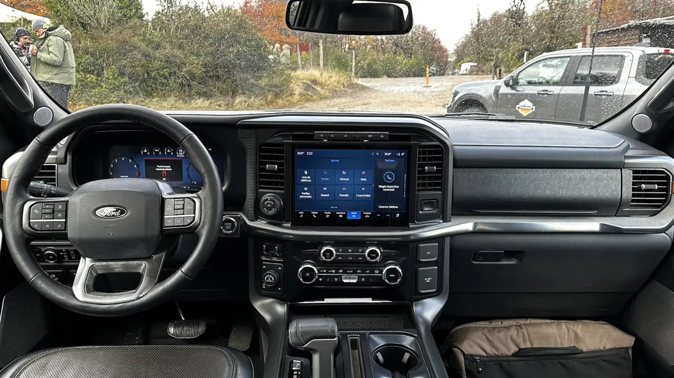Painel da Ford F-150 Tremor