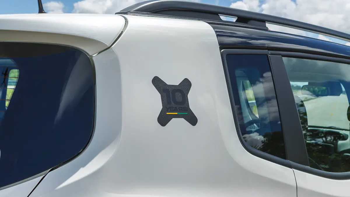adesivo na coluna do jeep renegade 10 years