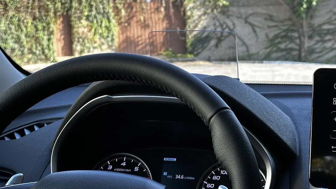 Head-Up Display `[HUD] do Mitusbishi Eclipse Cross HPE-S 4x4