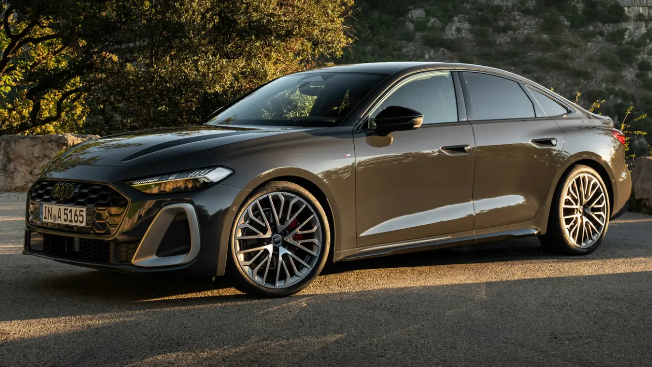 Novo Audi A5 2026 cinza com detalhes claros e visto de lado