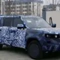 Flagra do protótipo do Fang Cheng Bao Tai 7, novo SUV elétrico da BYD e visto de frente