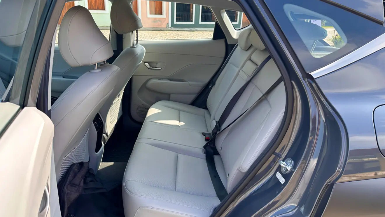 banco traseiro hyundai kona