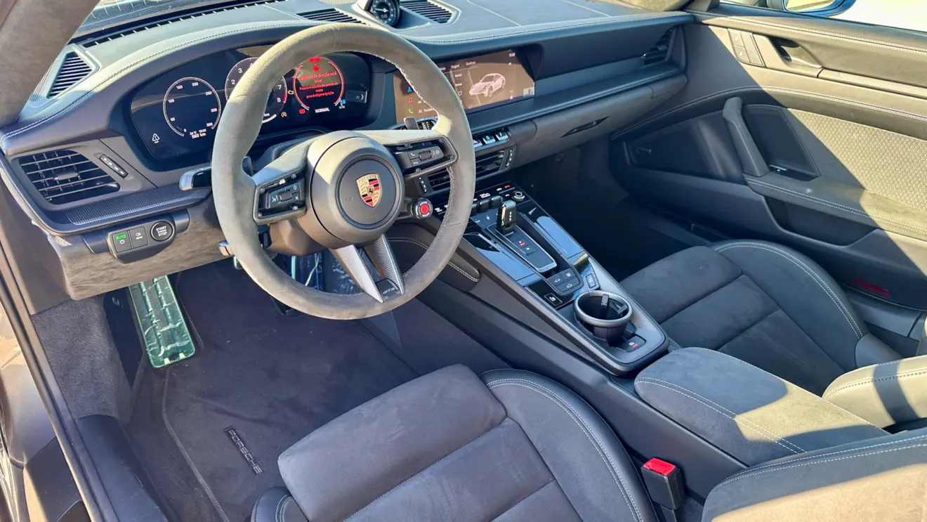 Interior do Porsche 911 gts