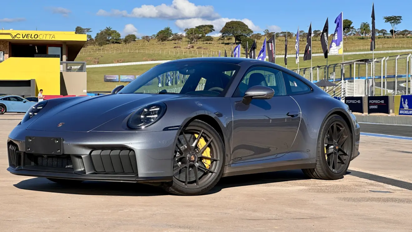 Lançamento do Porsche 911 992.2 GTS 2026 de frente