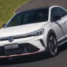 Volkswagen Nivus GTS branco andando na pista