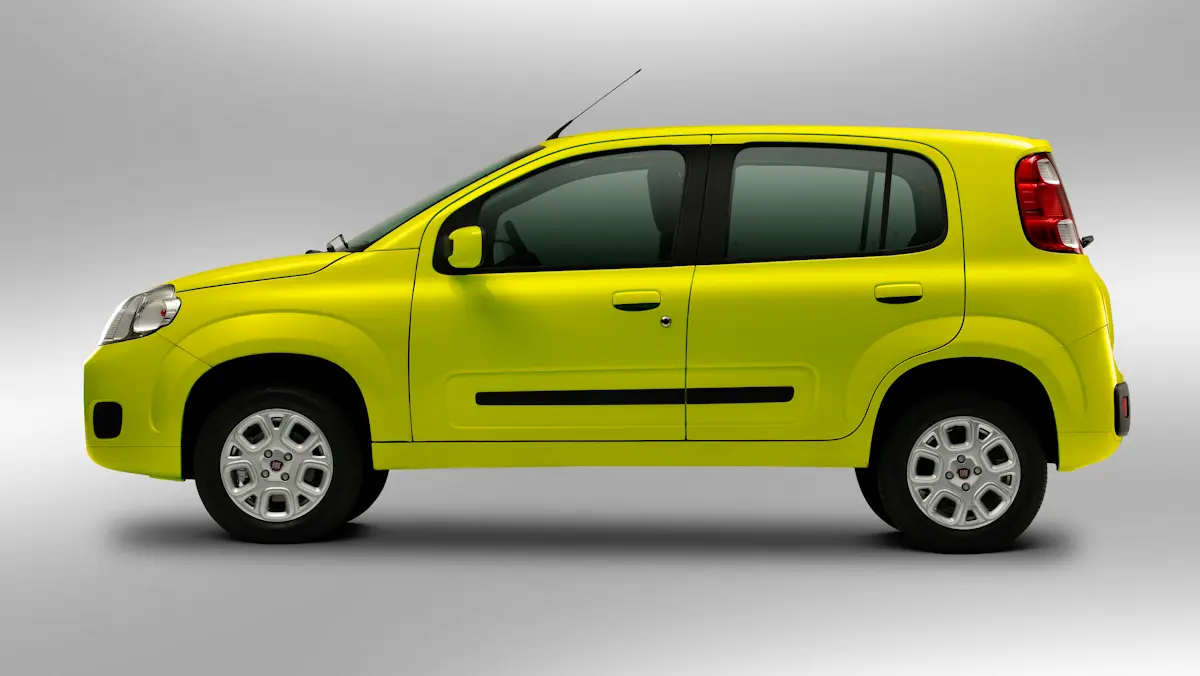 Fiat Uno grifa texto