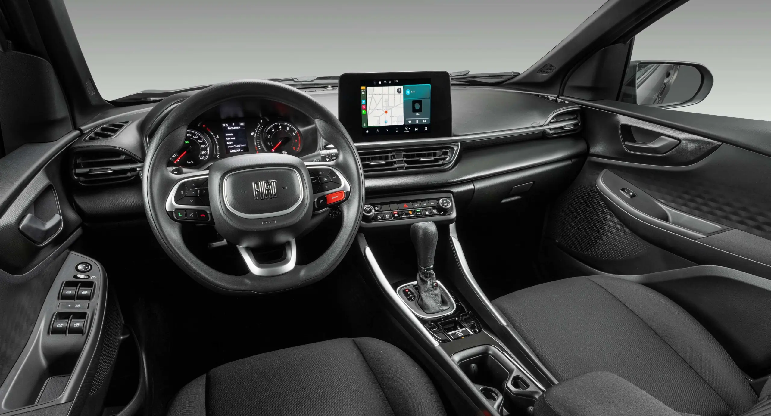 Interior do Fiat Fastback T200