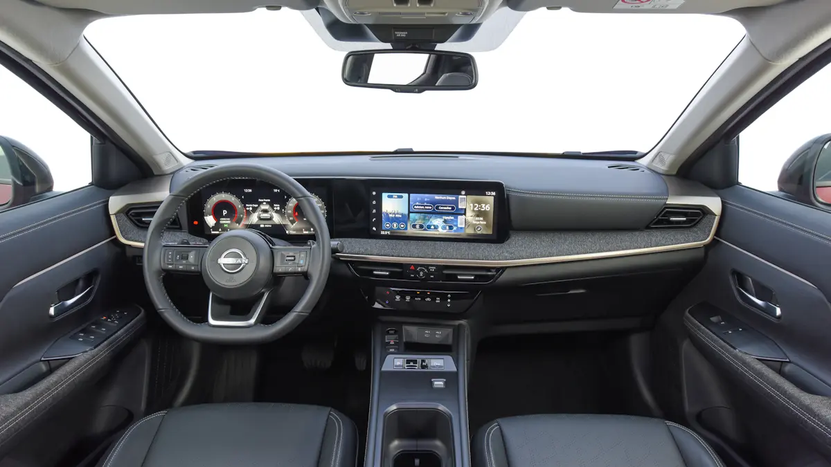 Nissan Kicks Platinum 2026 interior