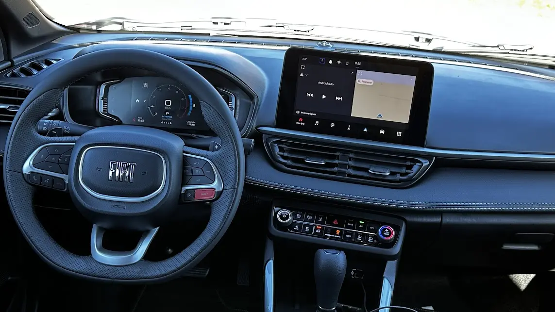 Painel do Fiat Fastback Impetus T200 Hybrid Flex