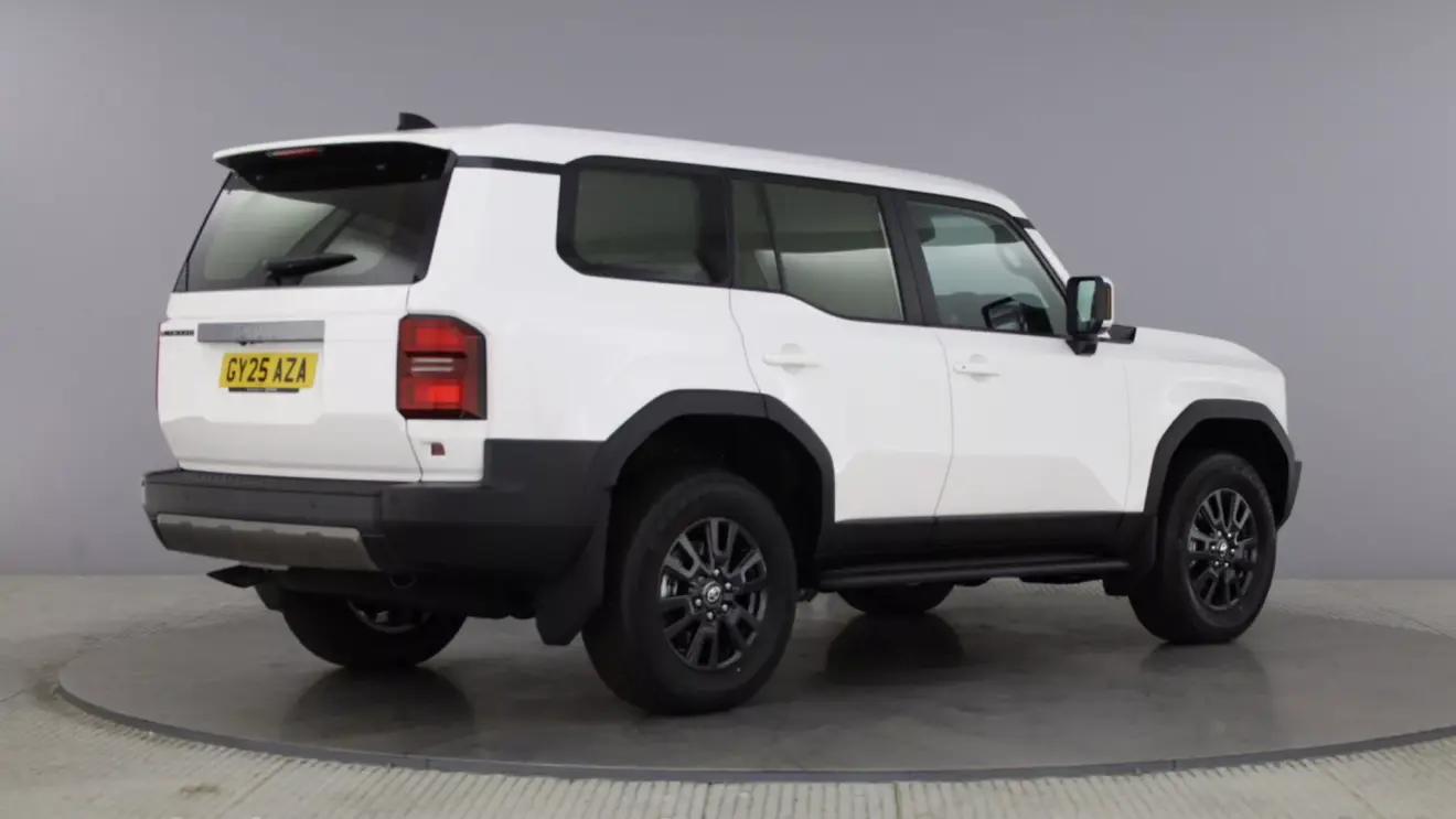 Toyota Land Cruiser Van [divulgação] sw4