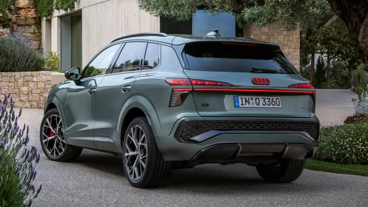 Audi Q3 de terceira geração de traseira