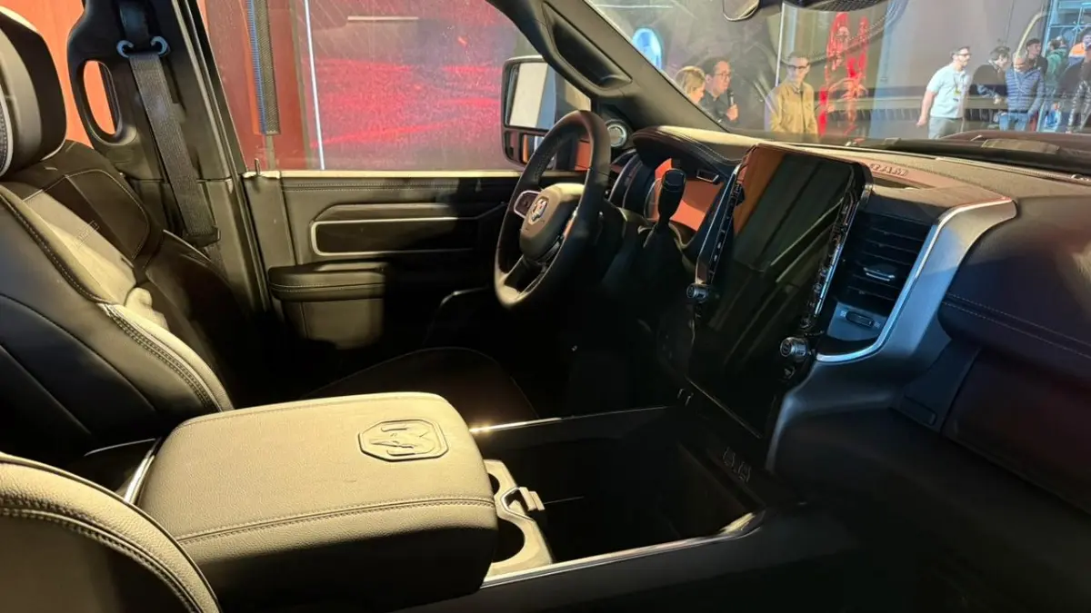 Interior da RAM 3500 no Festival Interlagos