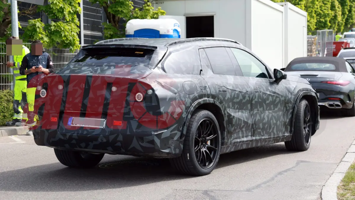 SUV elétrico da Mercedes de 1.000 cv flagrado na Europa