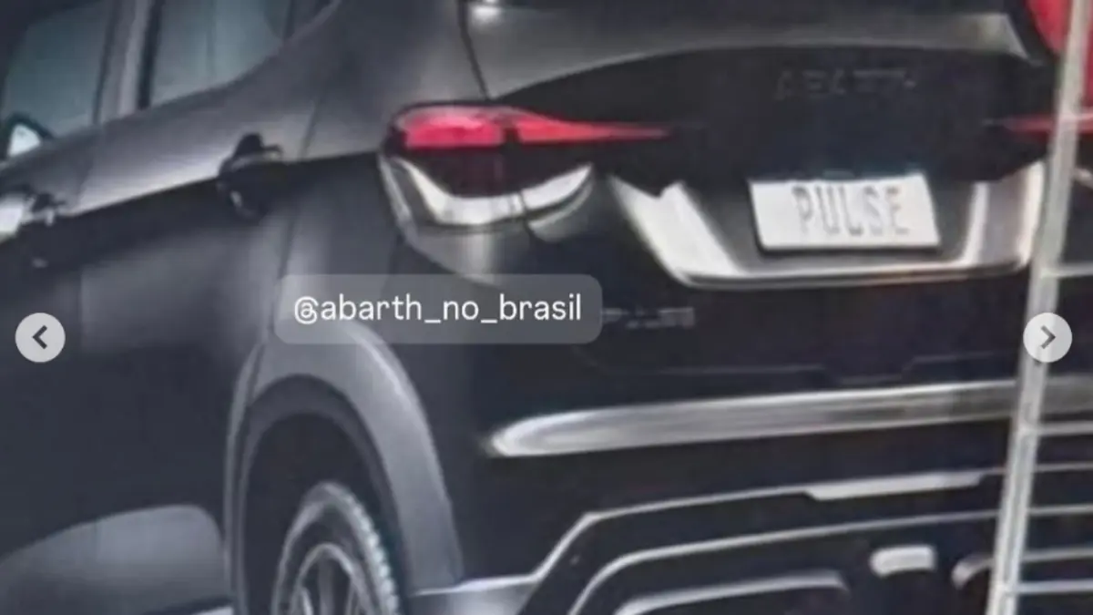 Imagem vazada da parte da traseira do Fiat Pulse Abarth 2026