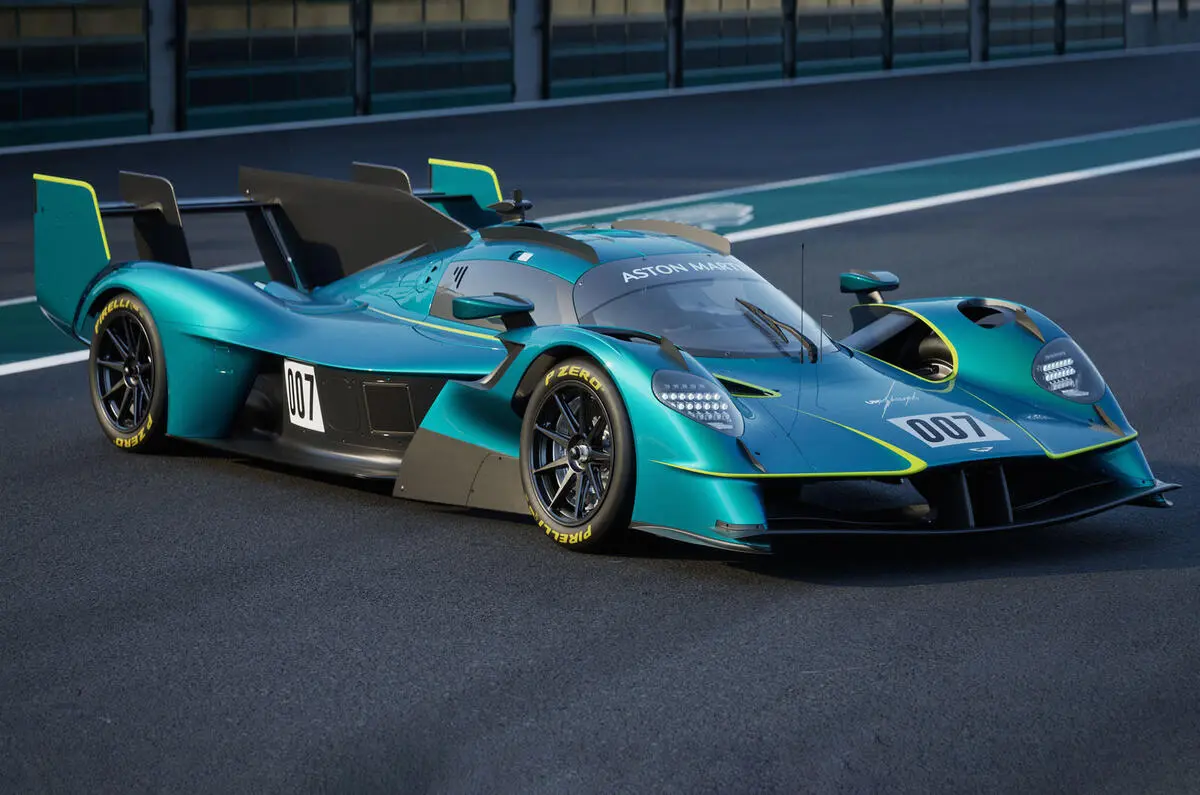 Aston Martin Valkyrie LM verde estático