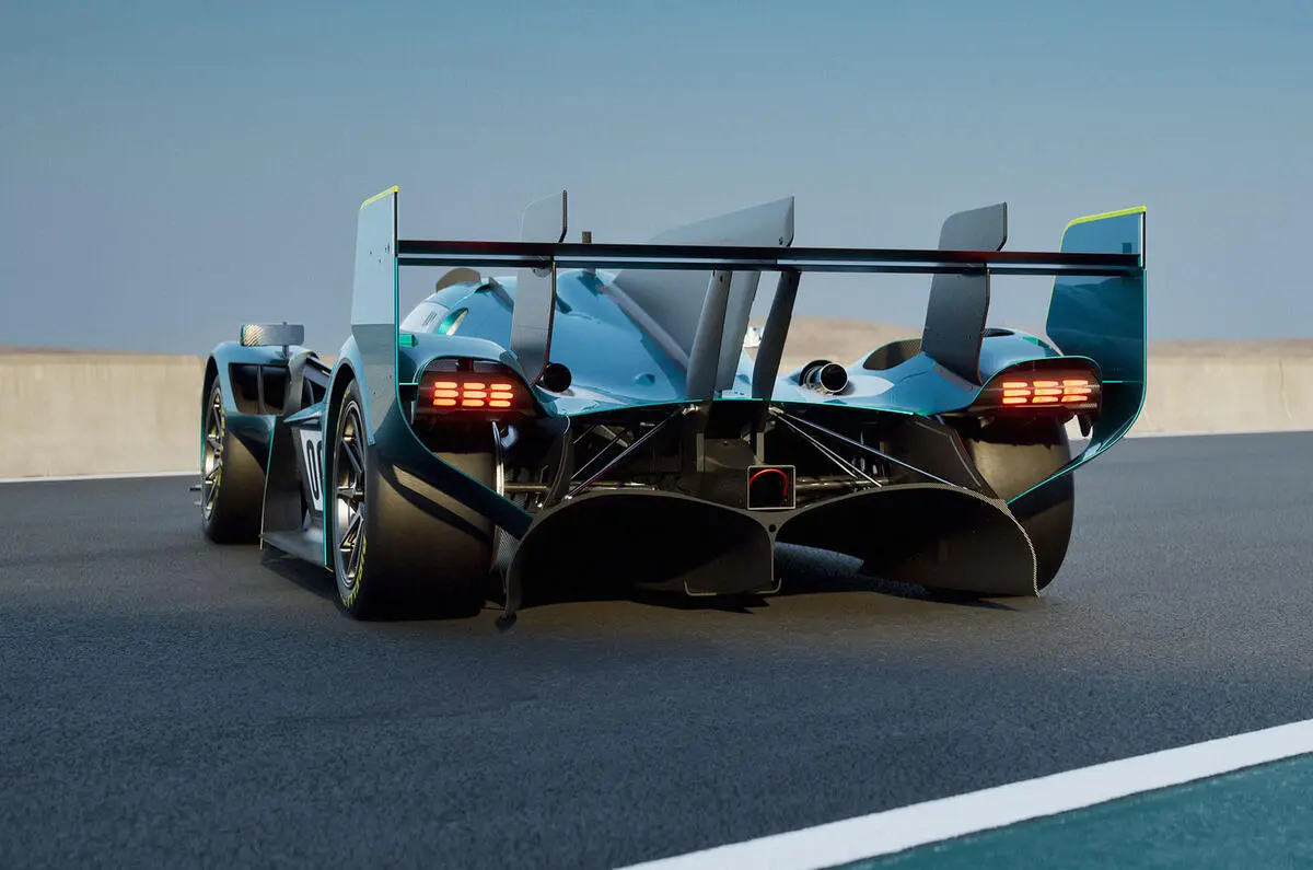 Aston Martin Valkyrie LM verde estático