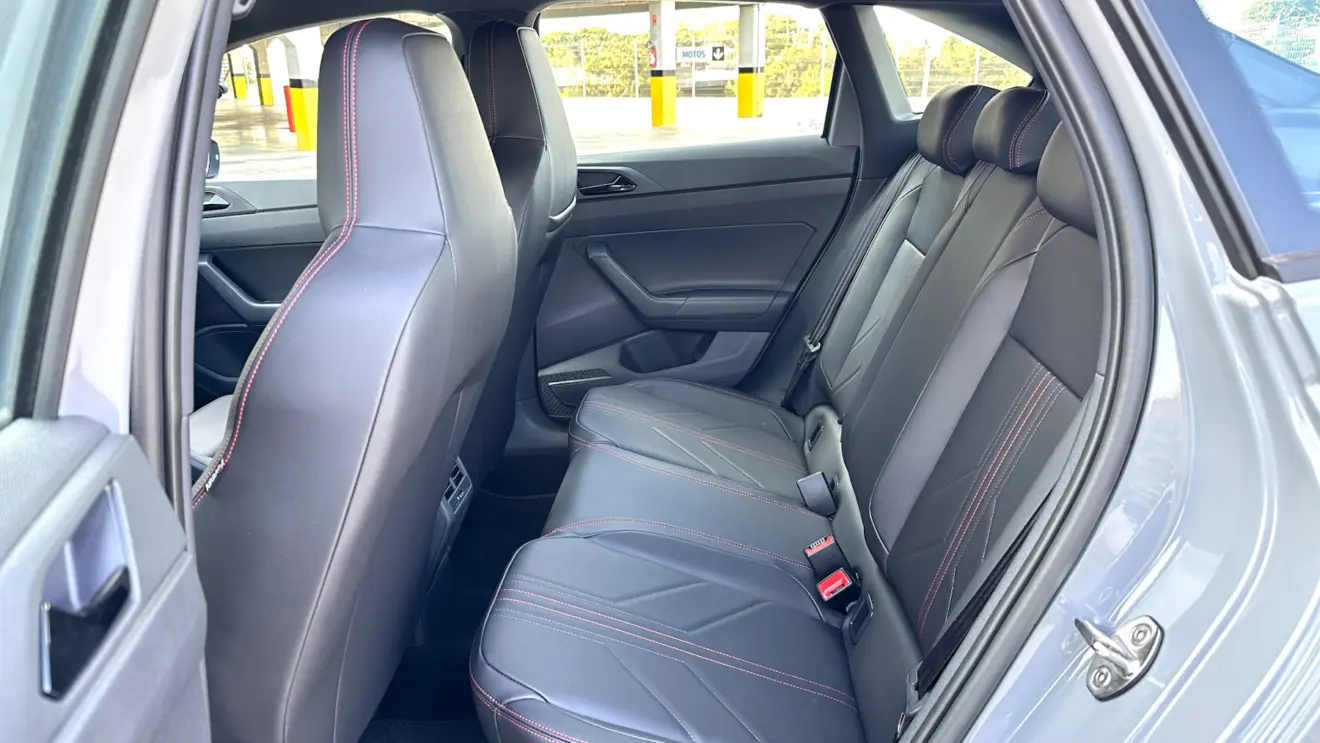 banco traseiro nivus gts