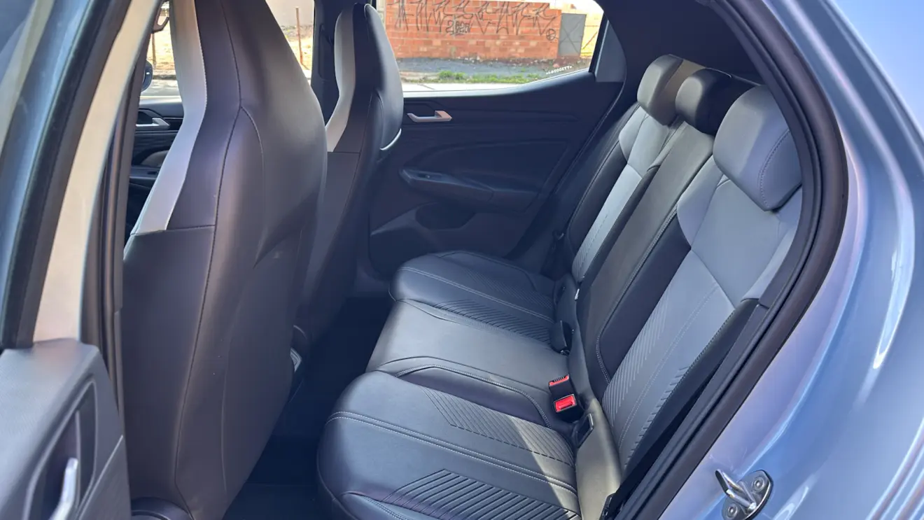 Banco traseiro Volkswagen tera