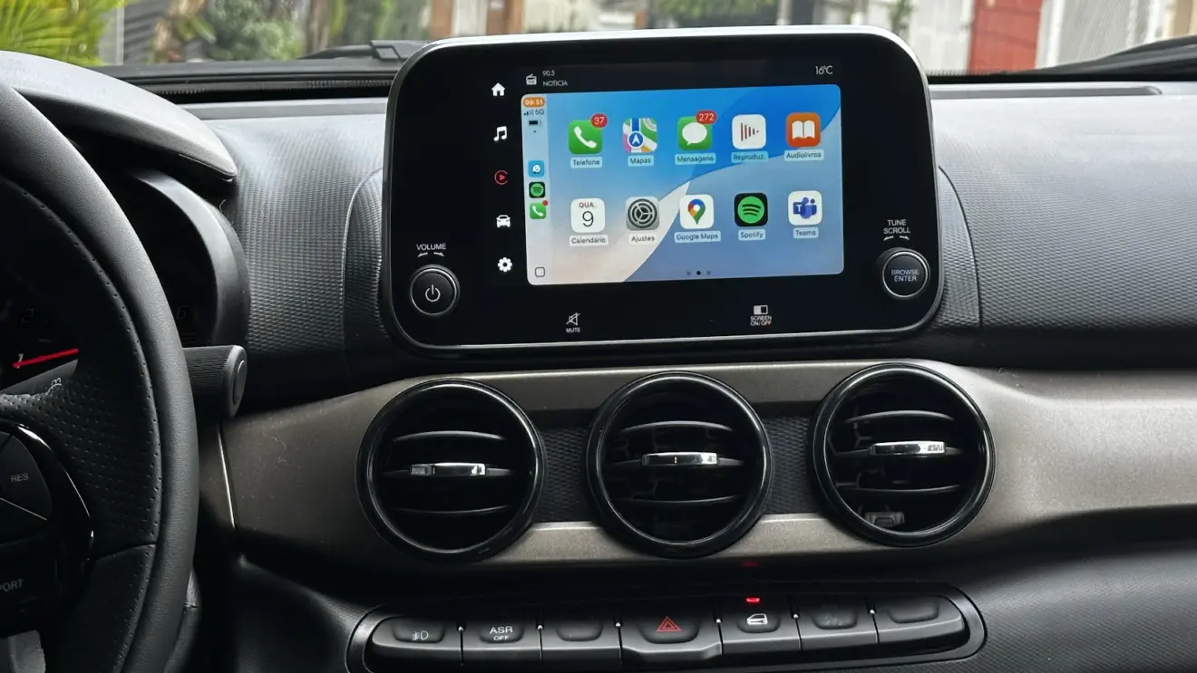 Multimídia do Fiat Cronos Drive S-Design