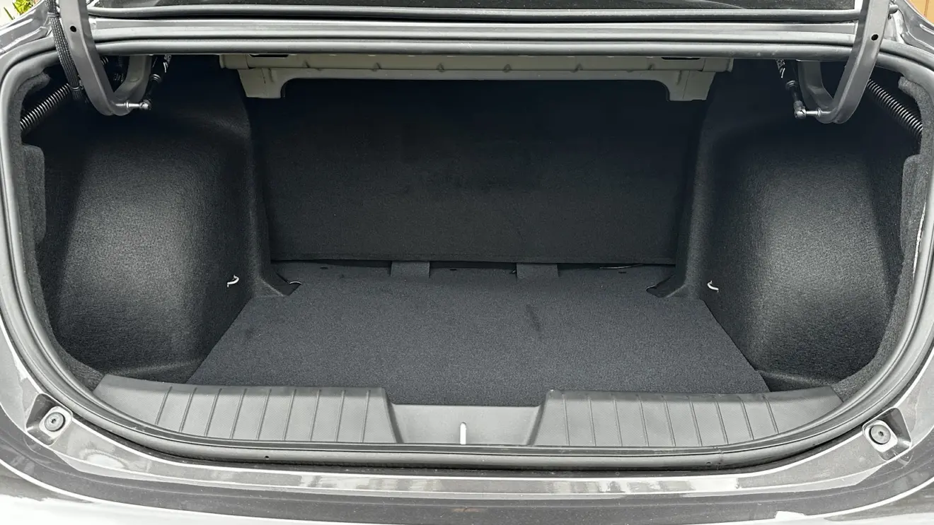 Porta-malas do Fiat Cronos Drive S-Design