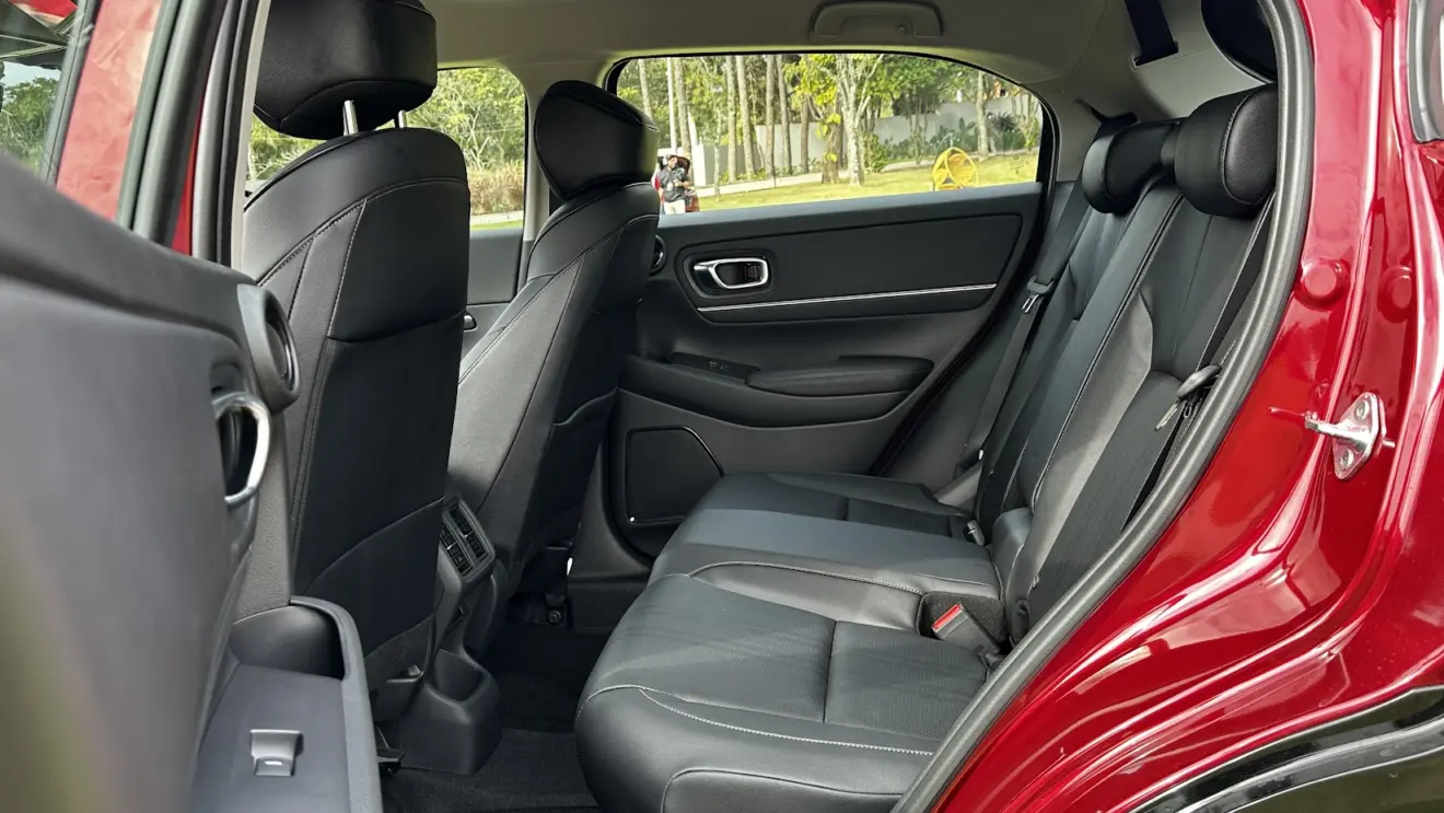 Espaço traseiro Honda HR-V Touring 2026