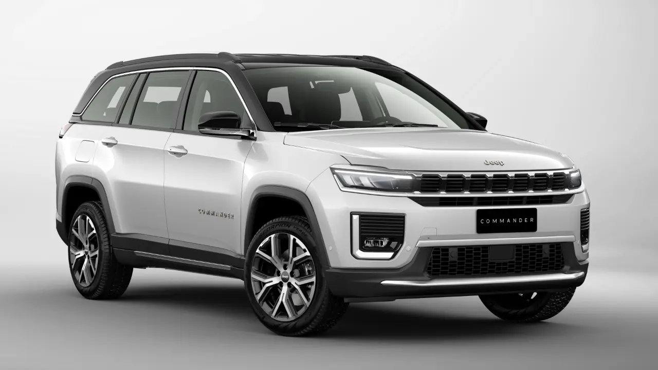 Jeep Commander Limited de frente estático