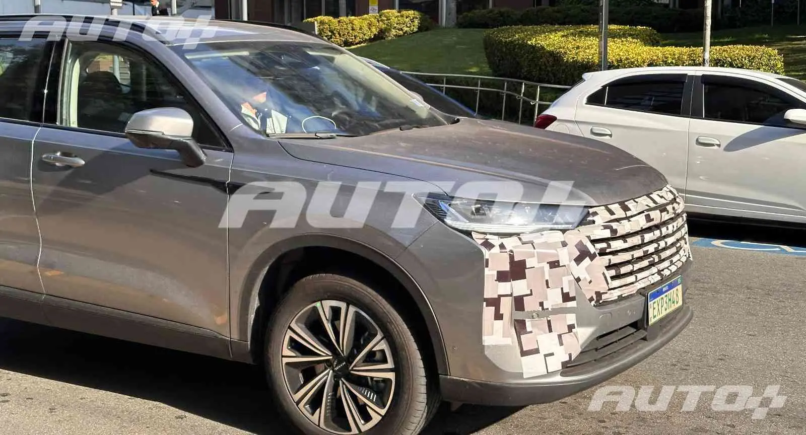 Detalhe da dianteira do novo GWM Haval H6