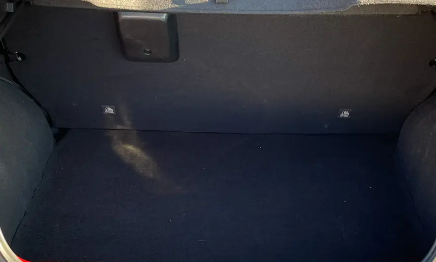 Porta-malas Renault kwid