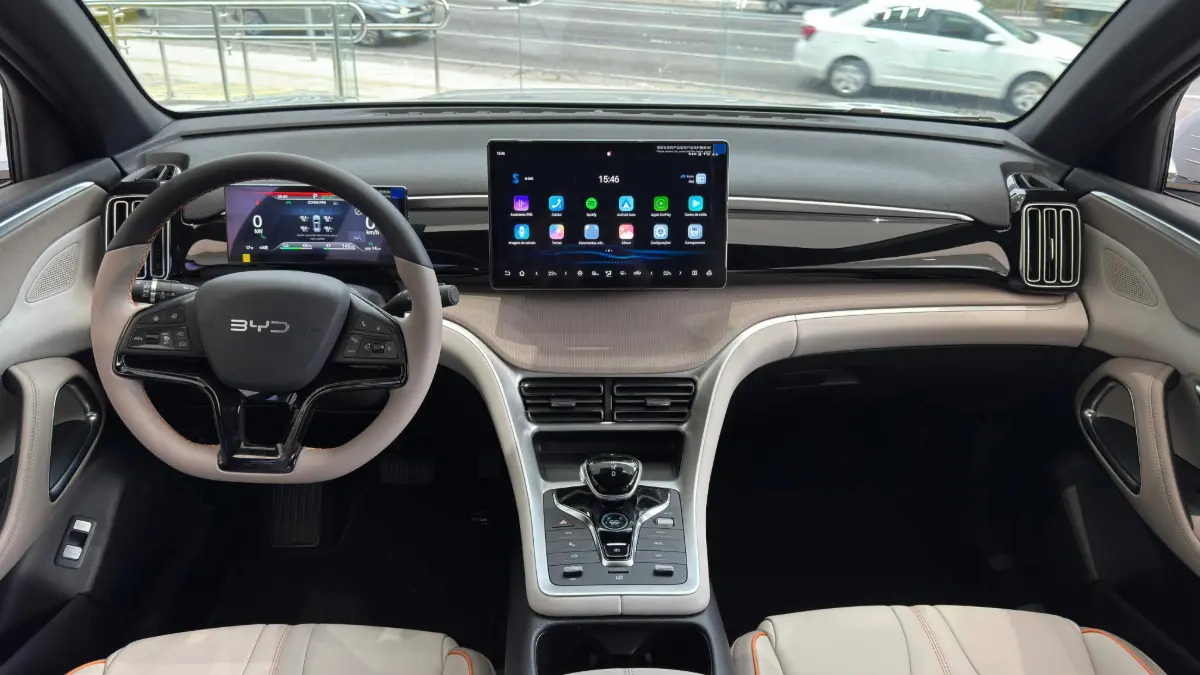 Interior do BYD Song Pro na linha 2026