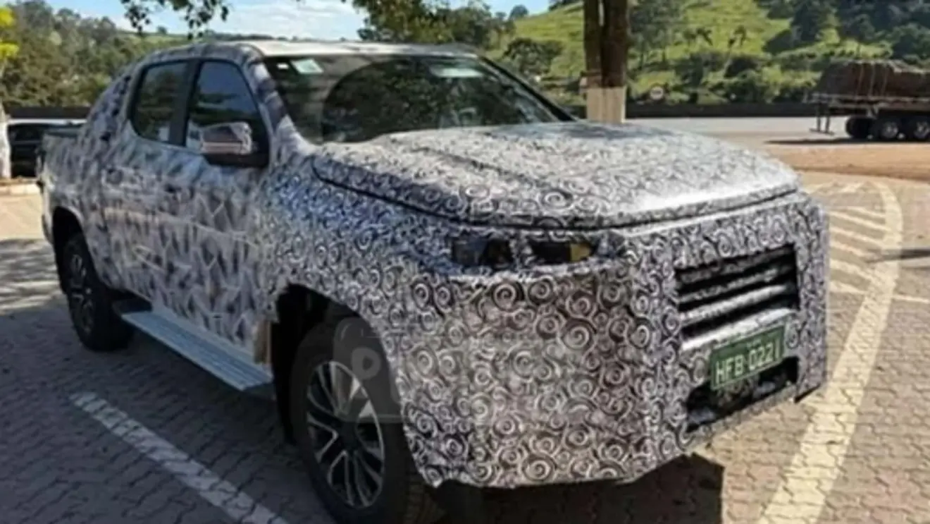 Flagra da Ram 1200 dianteira